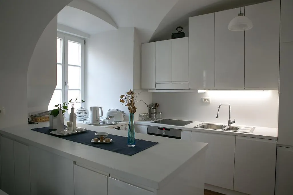 3 Bridges App Apartment Ljubljana 0*,